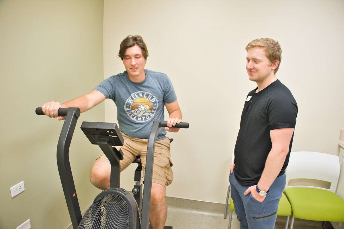 Cardio exercise can include stationary bikes. 